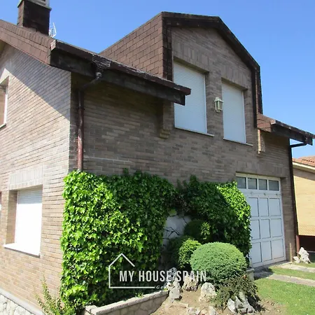 Hébergement de vacances Myhousespain -xivares, Con Vistas Al Mar *